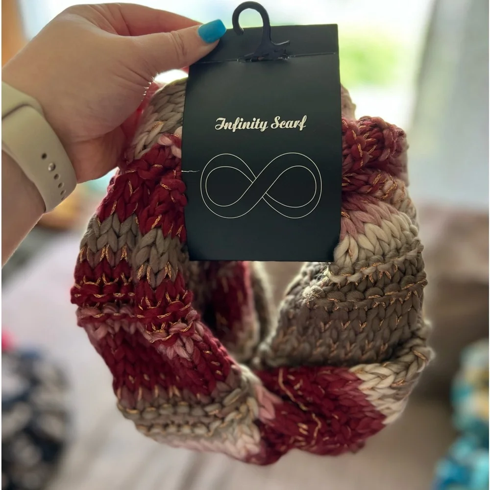 Infinity scarf - Picture 1 of 1